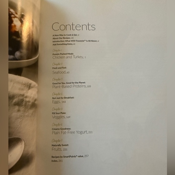 ⚫️3/$10 Weight Watchers Essential Freestyle Cookbook - Picture 3 of 4
